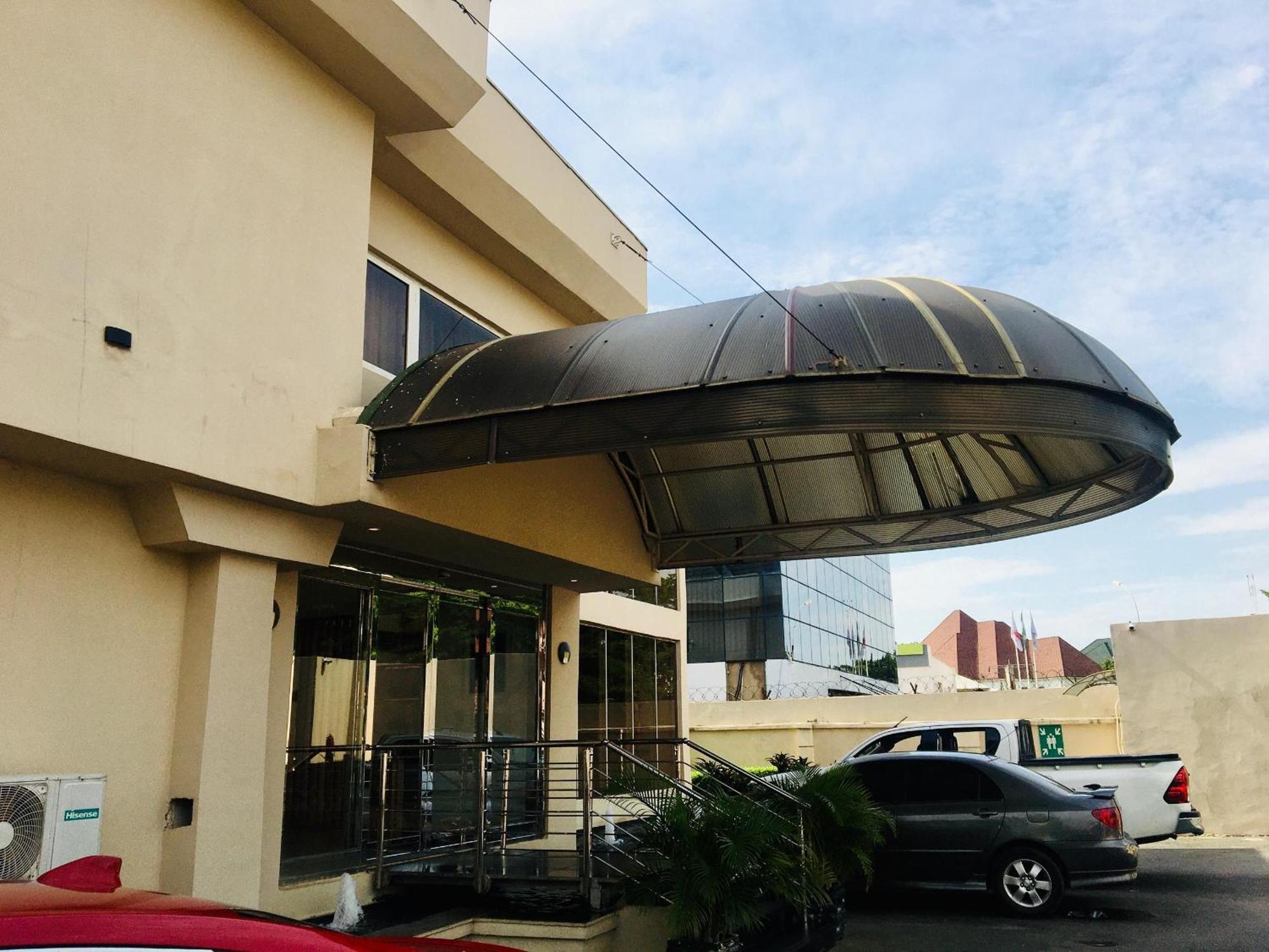 Summerset Continental Hotel Maitama By T E L E Hospitality Abuja Buitenkant foto