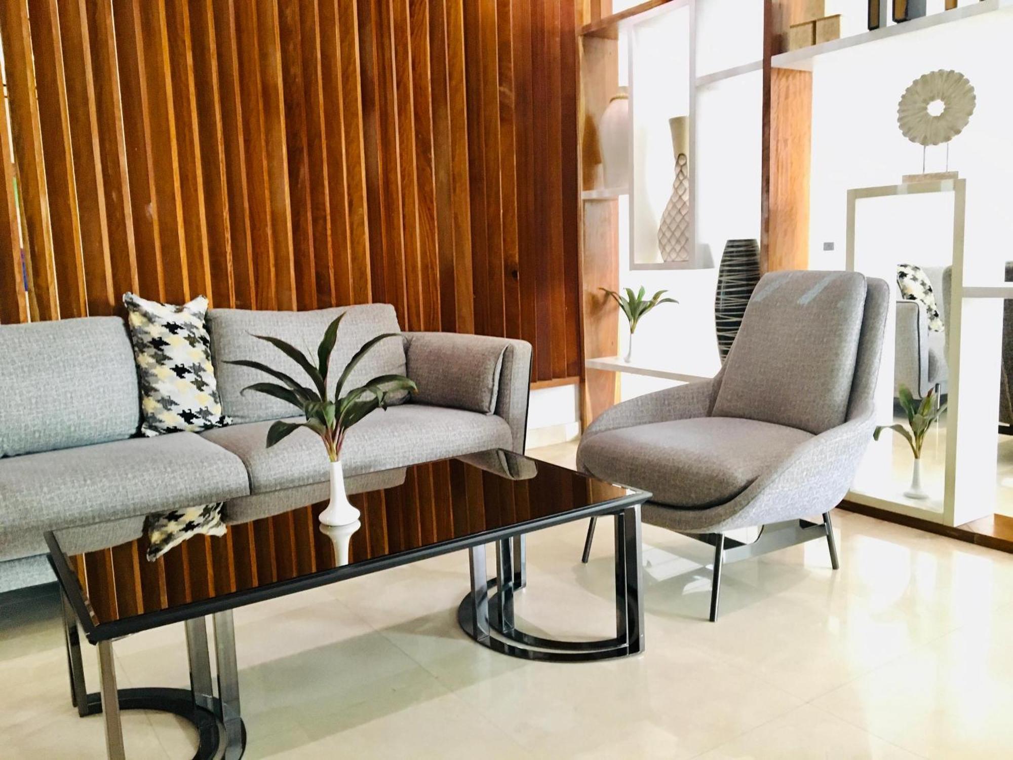 Summerset Continental Hotel Maitama By T E L E Hospitality Abuja Buitenkant foto