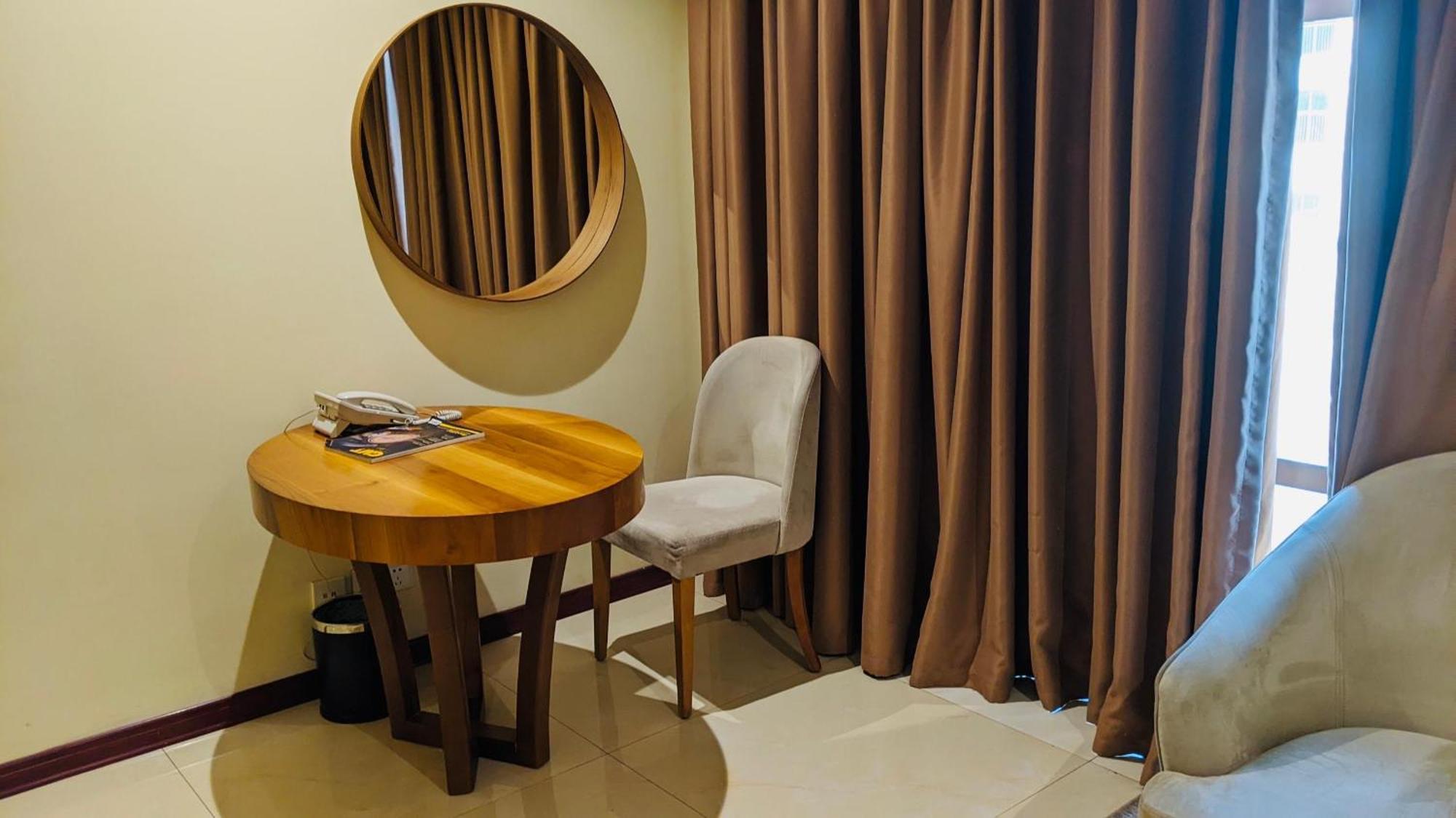 Summerset Continental Hotel Maitama By T E L E Hospitality Abuja Buitenkant foto